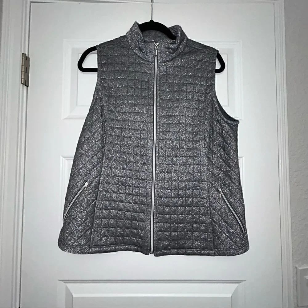 Chico’s Zenergy Quilted Zipper Front Sleeveless Vest Chicos